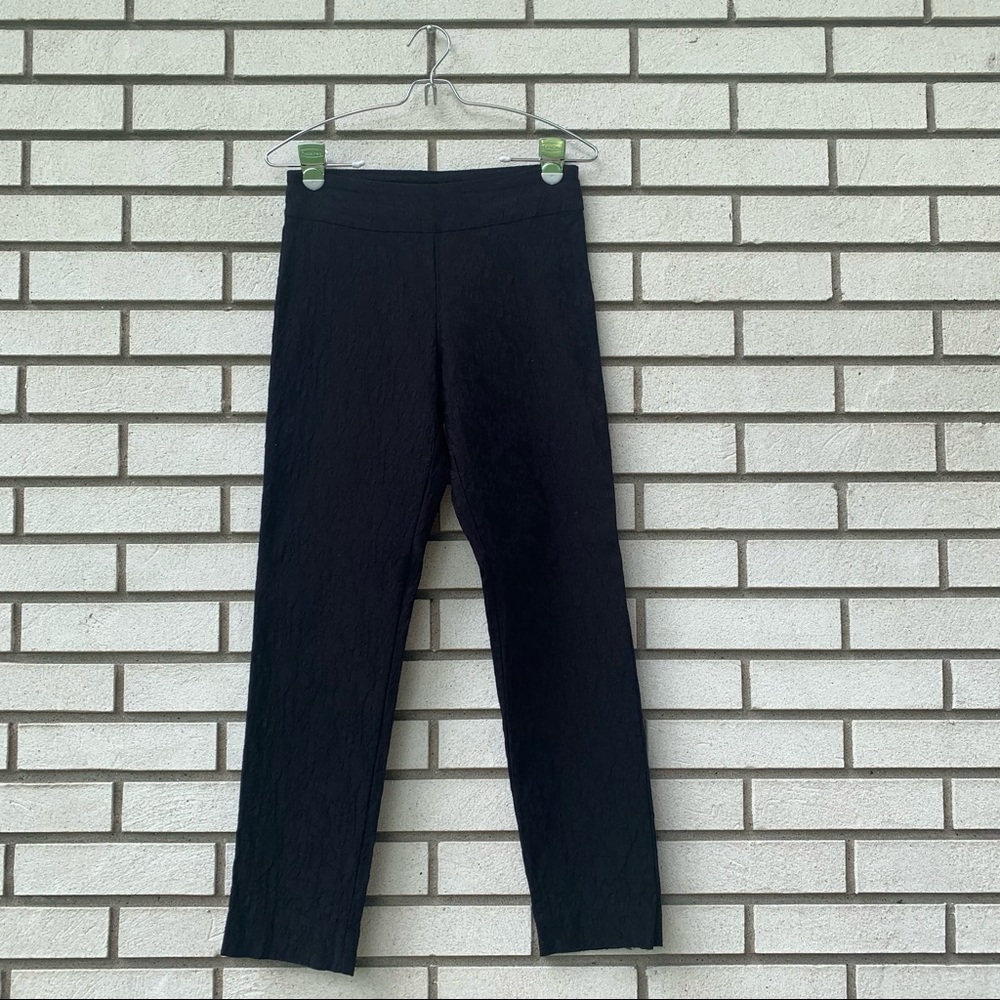 Krazy Larry Black Textured Floral Jacquard Pull-On Ankle Pants High Rise 4